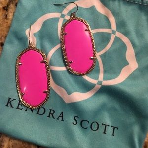 Kendra Scott Magenta Danielle